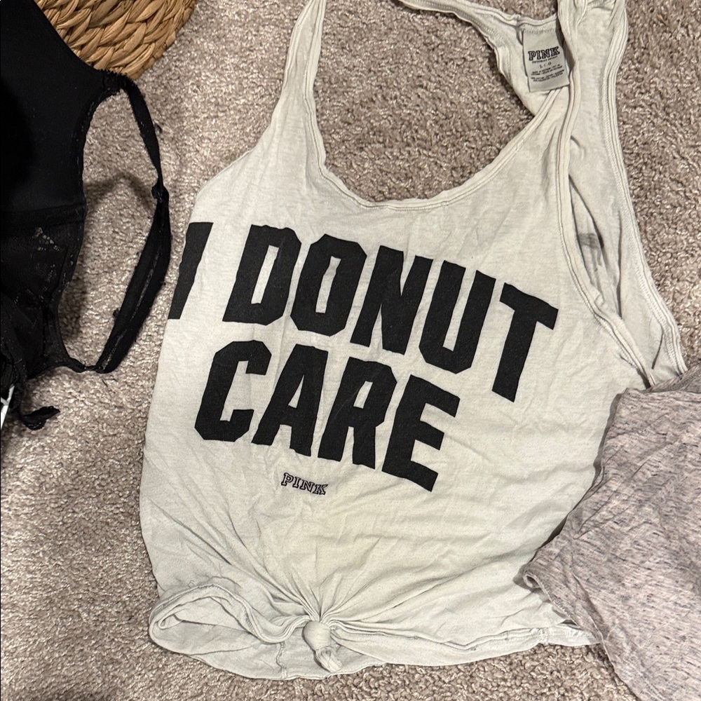 ✨ Victoria’s Secret PINK Racerback Tank Bundle (3) – Graphic Tanks ✨ - Picture 3 of 5